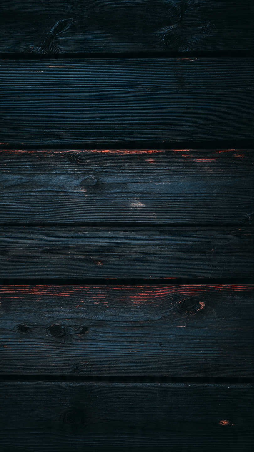 bois brut transform avec un enduit lisse